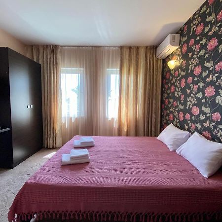 Gosti Hotel Odessza Kültér fotó