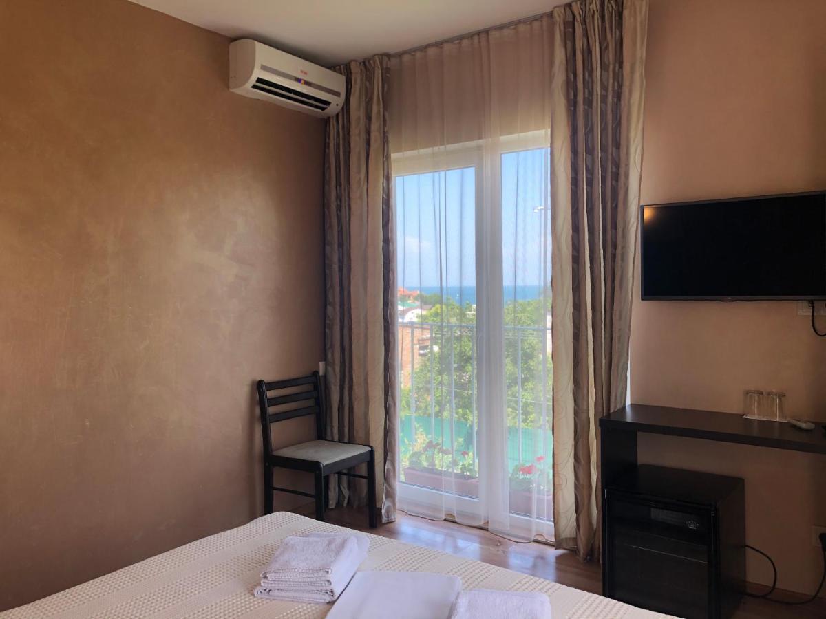 Gosti Hotel Odessza Kültér fotó