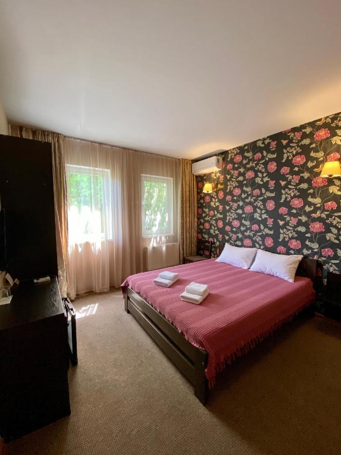 Gosti Hotel Odessza Kültér fotó